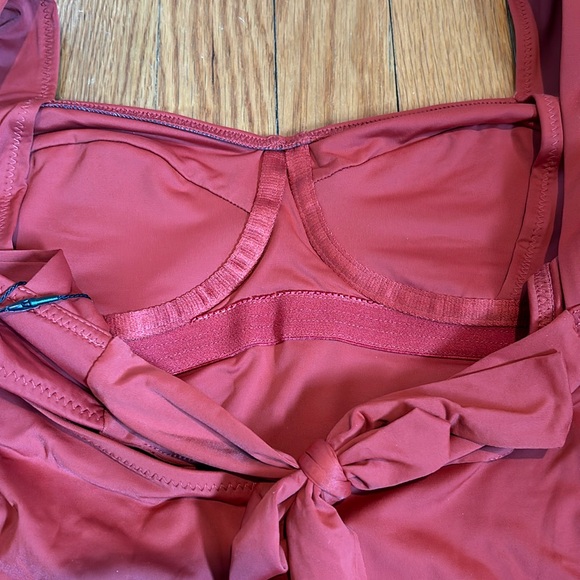 NWT Knix Balcony Cup one piece swimsuit in Lava (orange/red) - Picture 4 of 15